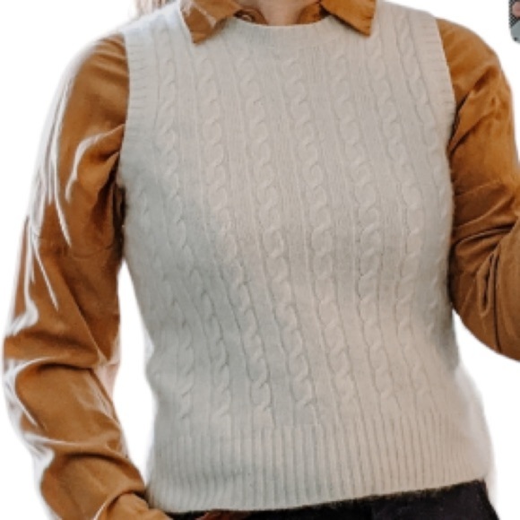 J. CREW Cable Knit Vest - Picture 1 of 16